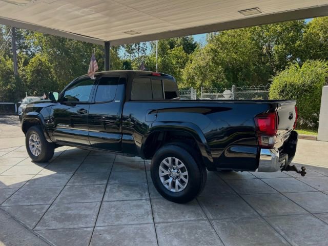 Used 2019 Toyota Tacoma SR5 image 2
