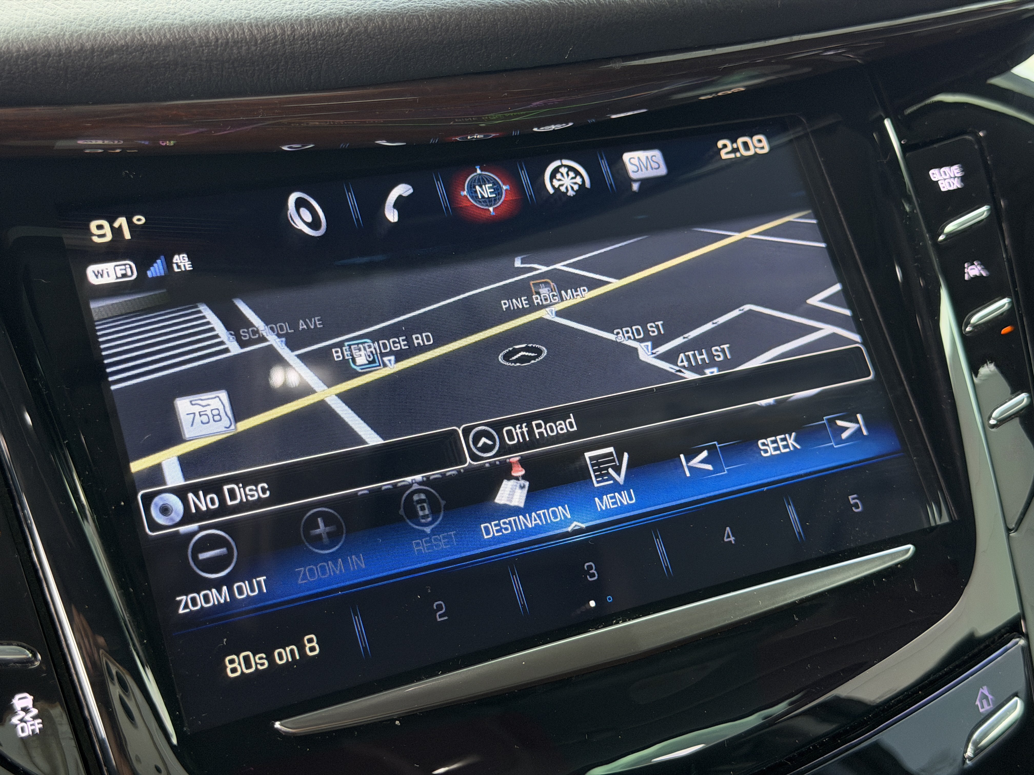 Used 2020 Cadillac Escalade ESV Premium Luxury AWD/4WD image 28