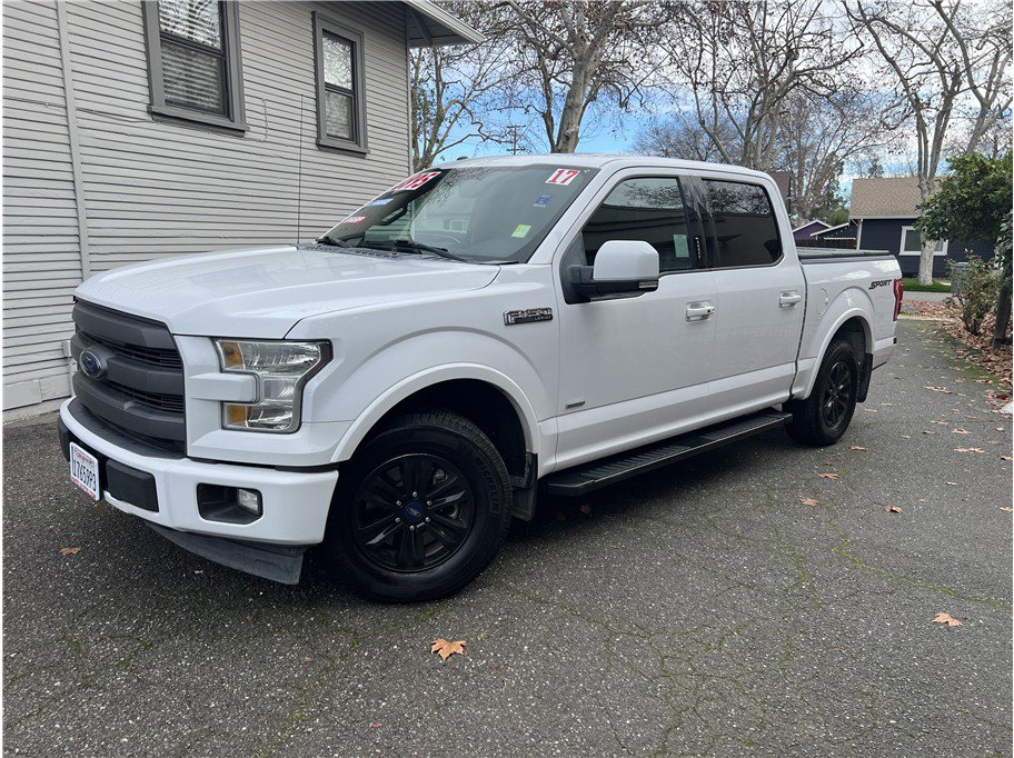 Used 2017 Ford F150 Lariat image 3
