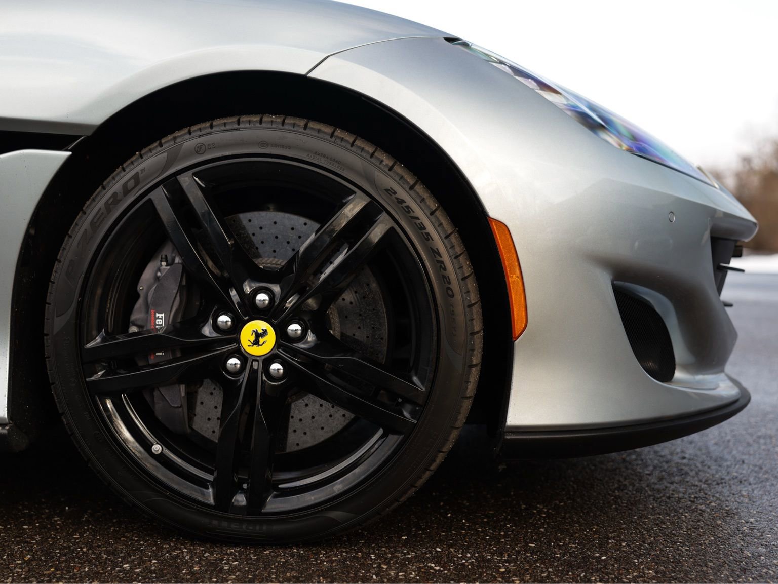 Used 2019 Ferrari Portofino image 11