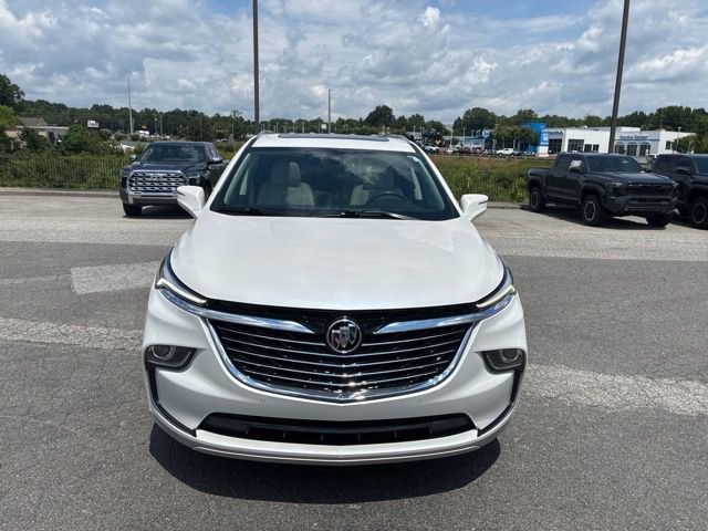 Used 2023 Buick Enclave Essence w/ Experience Buick Package FWD image 2