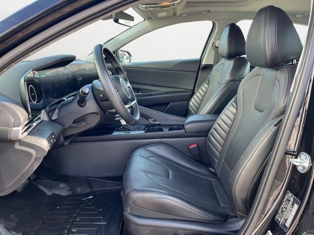 Used 2023 Hyundai Elantra Limited image 10