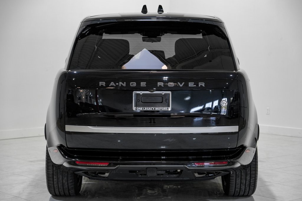 Used 2023 Land Rover Range Rover SV image 9