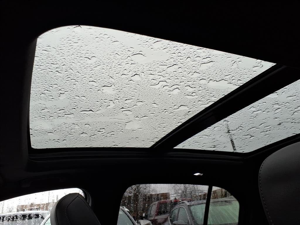 Used 2019 Cadillac XT4 Premium Luxury w/ Cold Weather Package image 23