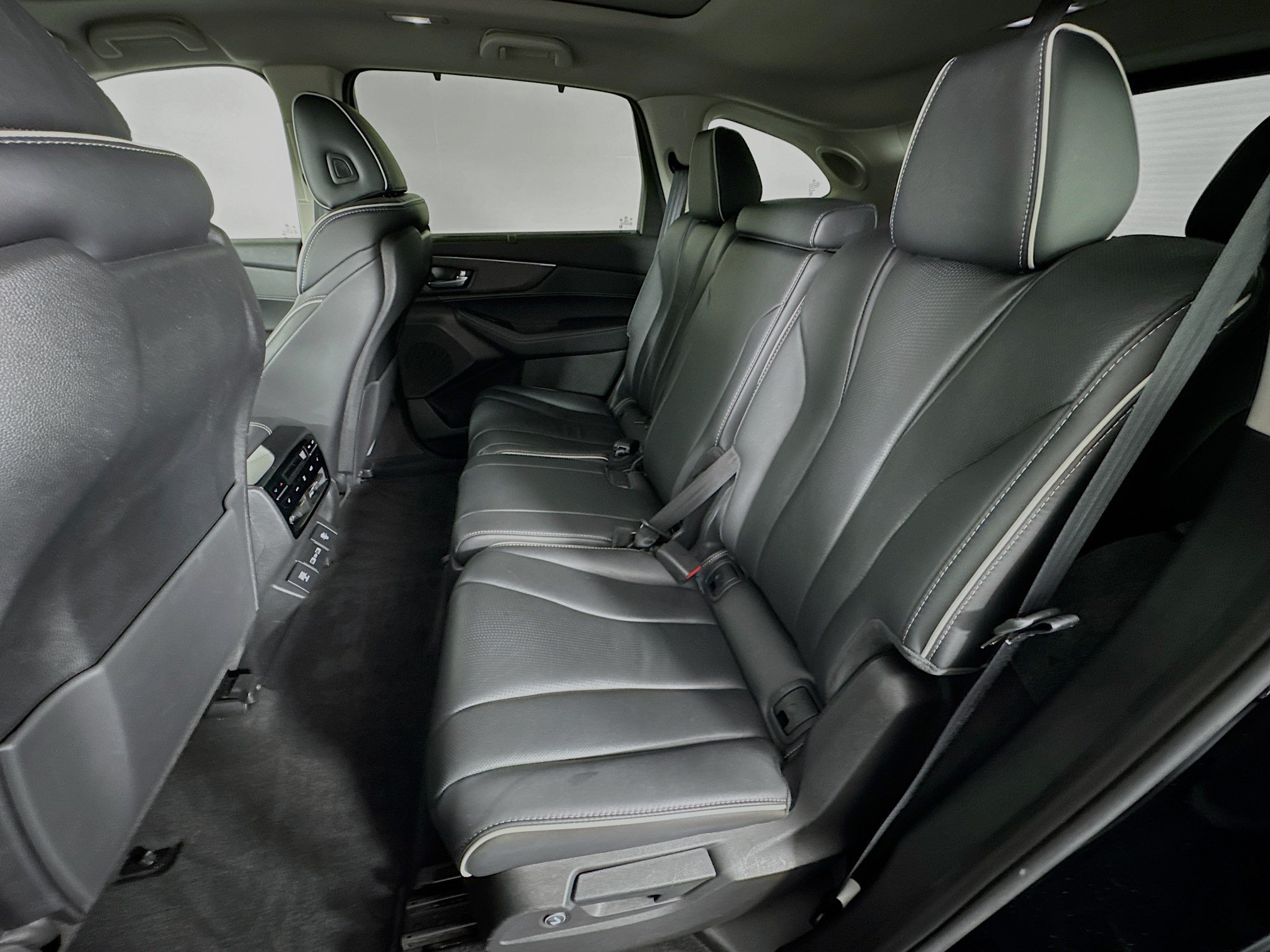 Used 2023 Acura MDX SH-AWD w/ Advance Package image 25