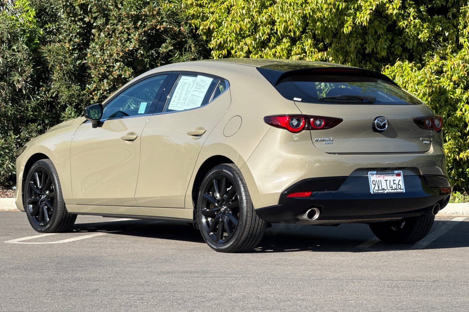 Certified 2025 MAZDA MAZDA3 Carbon image 7