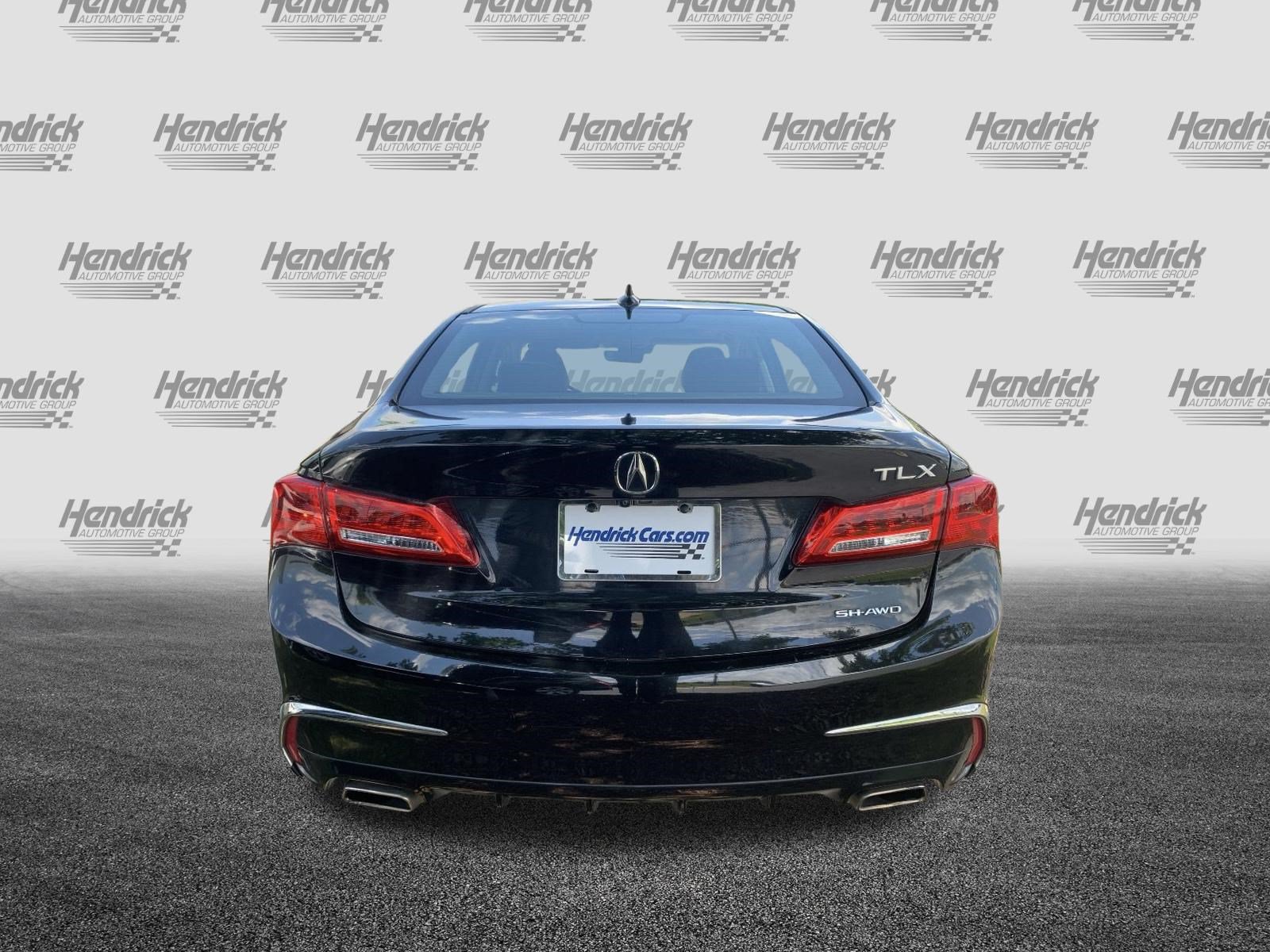 Used 2018 Acura TLX w/ Technology Package AWD/4WD image 9