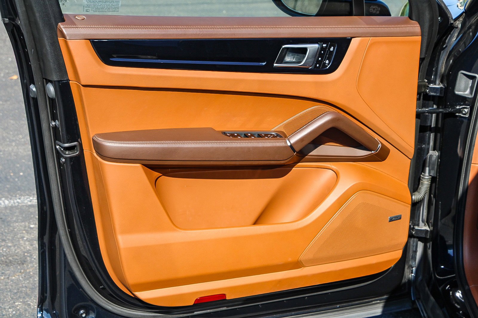 Used 2021 Porsche Cayenne GTS image 19