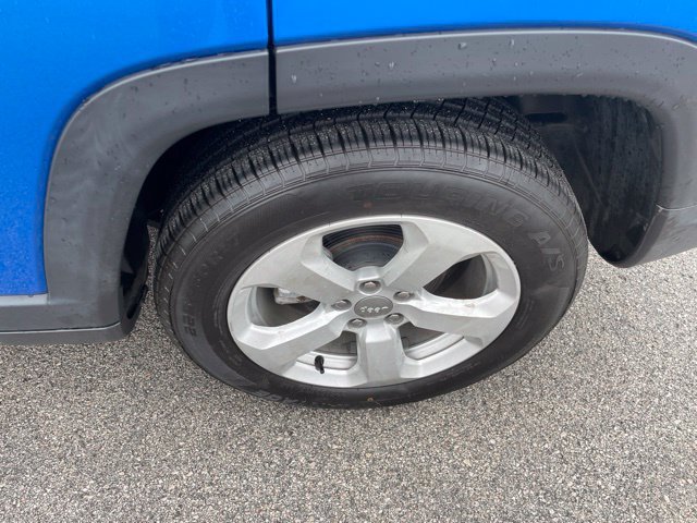 Used 2020 Jeep Compass Latitude FWD image 15