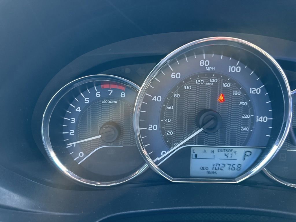 Used 2014 Toyota Corolla LE image 27