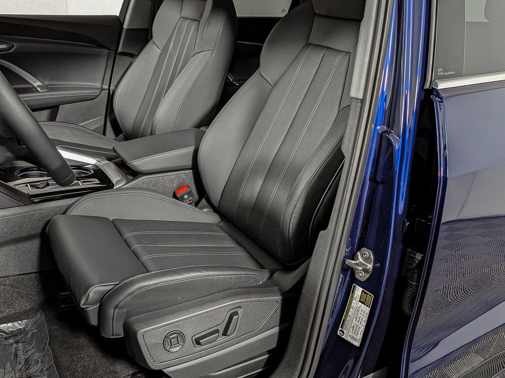 Used 2025 Audi Q5 Premium Plus image 19