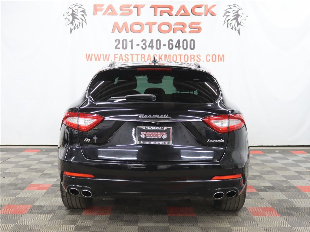 Used 2019 Maserati Levante AWD/4WD image 5