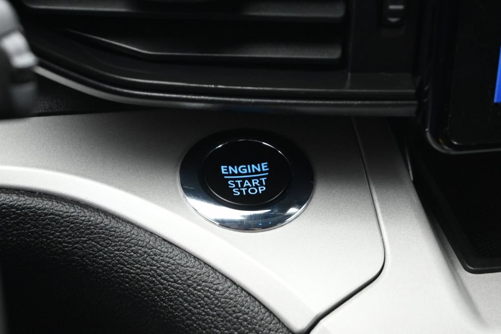 Used 2023 Ford Explorer XLT RWD image 13