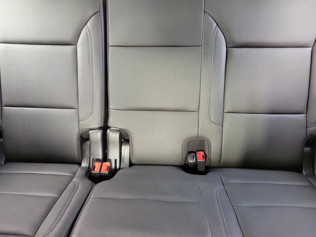 Used 2022 Chevrolet Tahoe Z71 w/ Luxury Package image 16