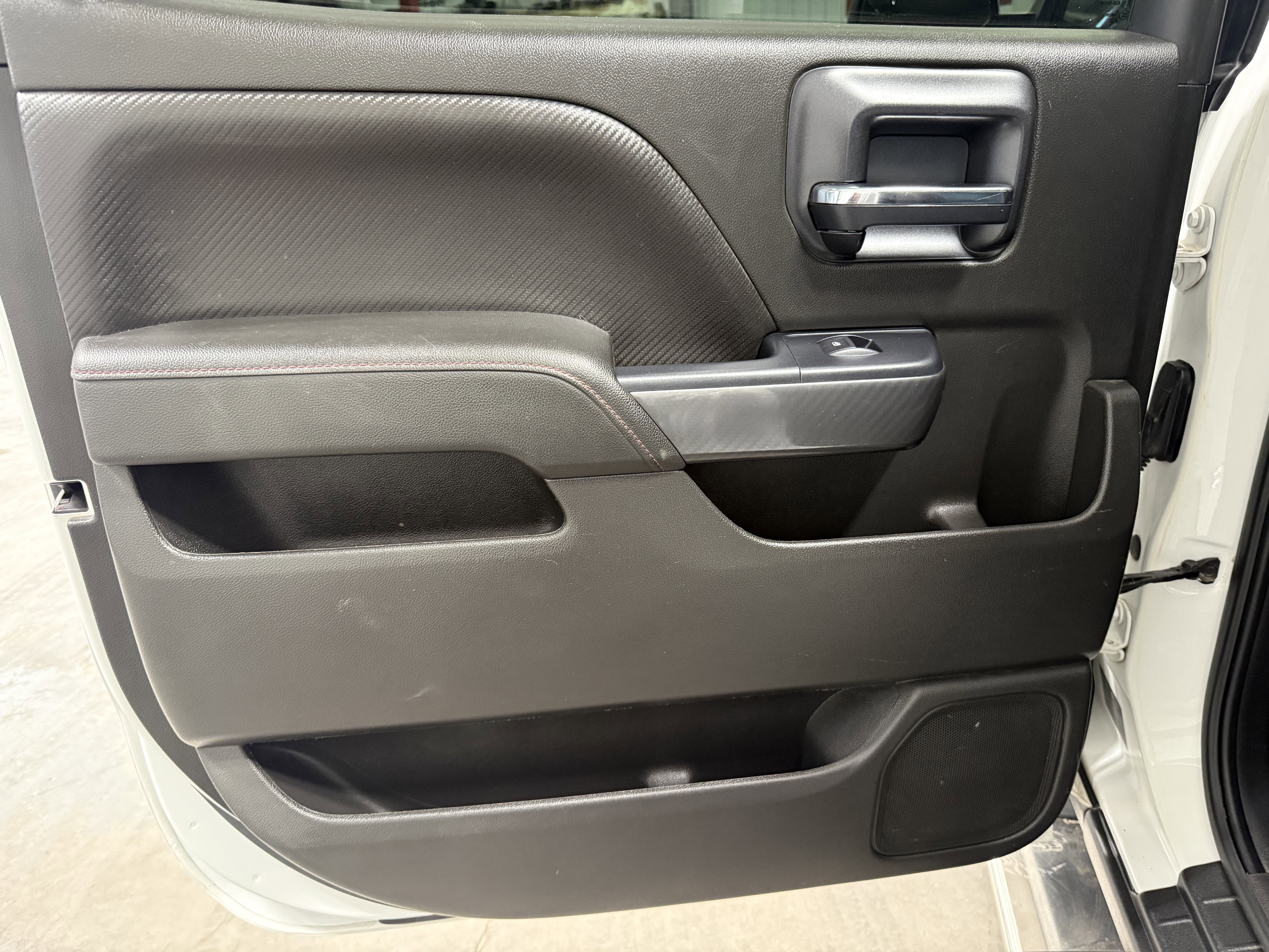 Used 2014 GMC Sierra 1500 SLT w/ All-Terrain Package image 16