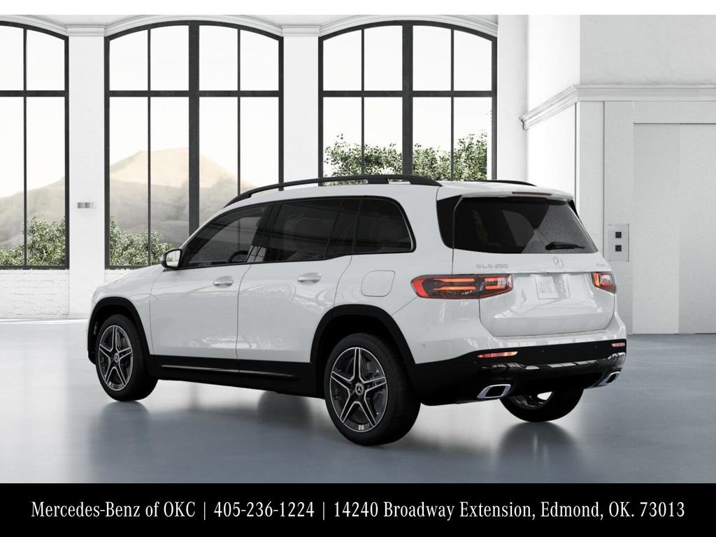 Used 2026 Mercedes-Benz GLB 250 4MATIC image 29