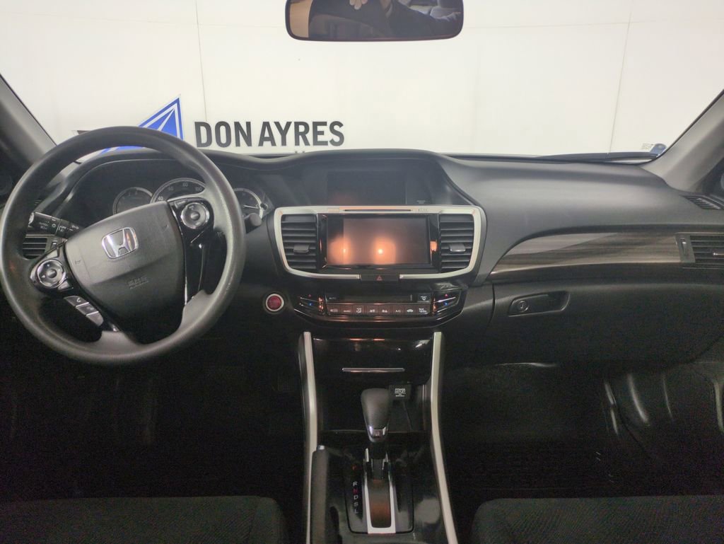 Used 2016 Honda Accord EX image 12