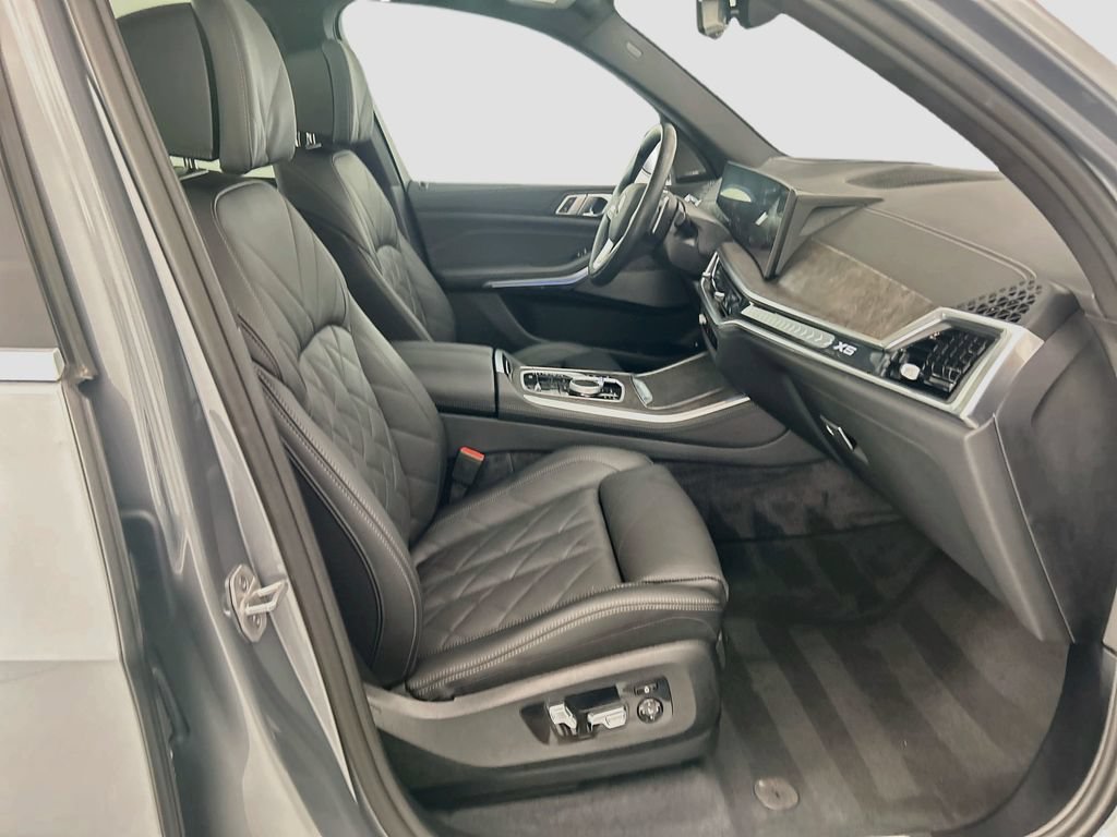 Certified 2026 BMW X5 xDrive50e w/ Climate Comfort Package AWD/4WD image 19