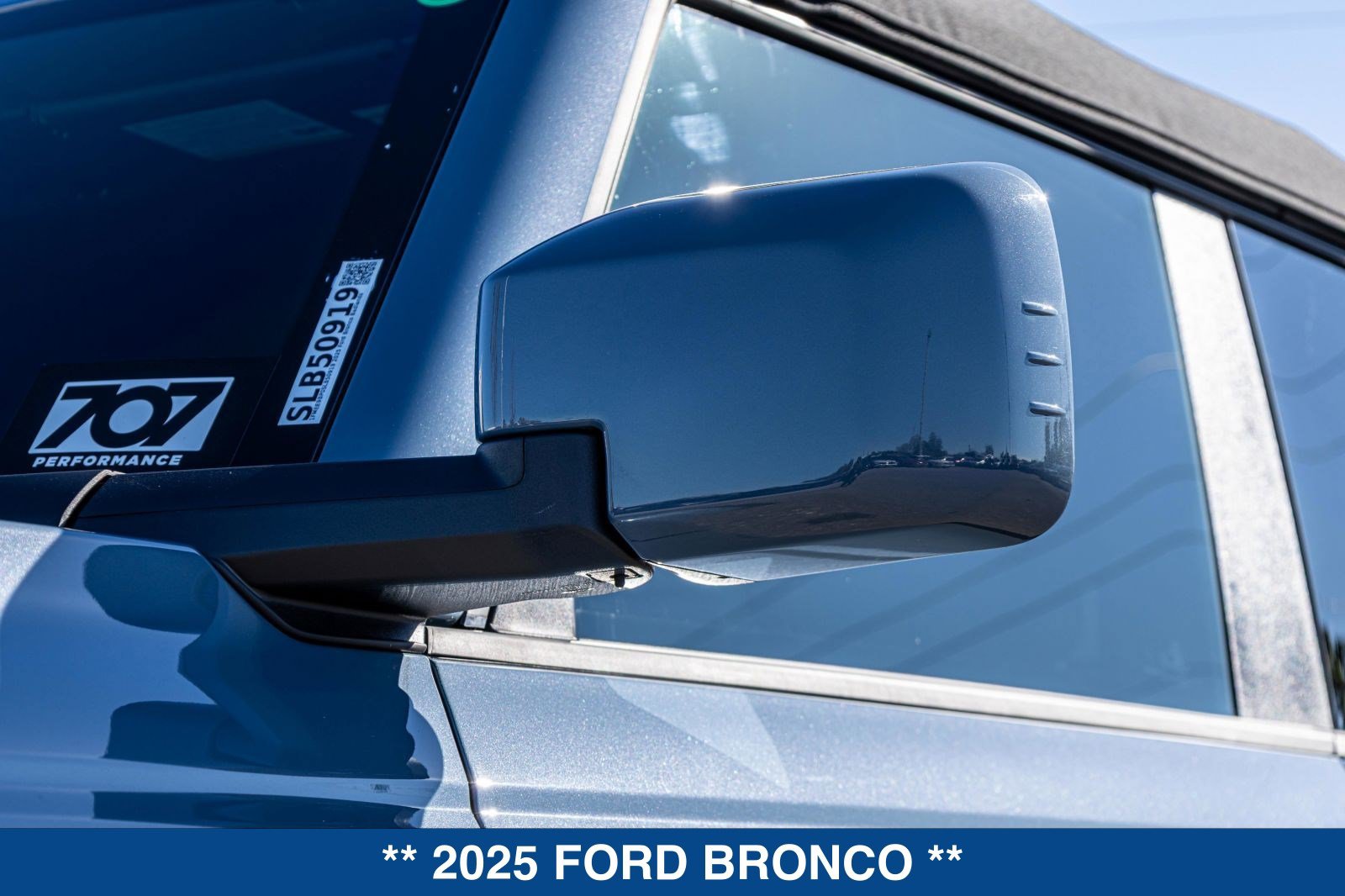 Used 2025 Ford Bronco Badlands AWD/4WD image 12