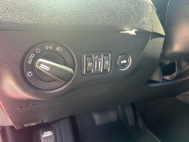Used 2022 Dodge Charger Scat Pack RWD image 9