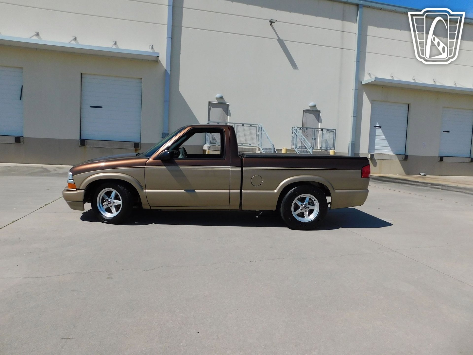 Used 2000 Chevrolet S10 Pickup LS w/ Preferred Equipment Group RWD image 5