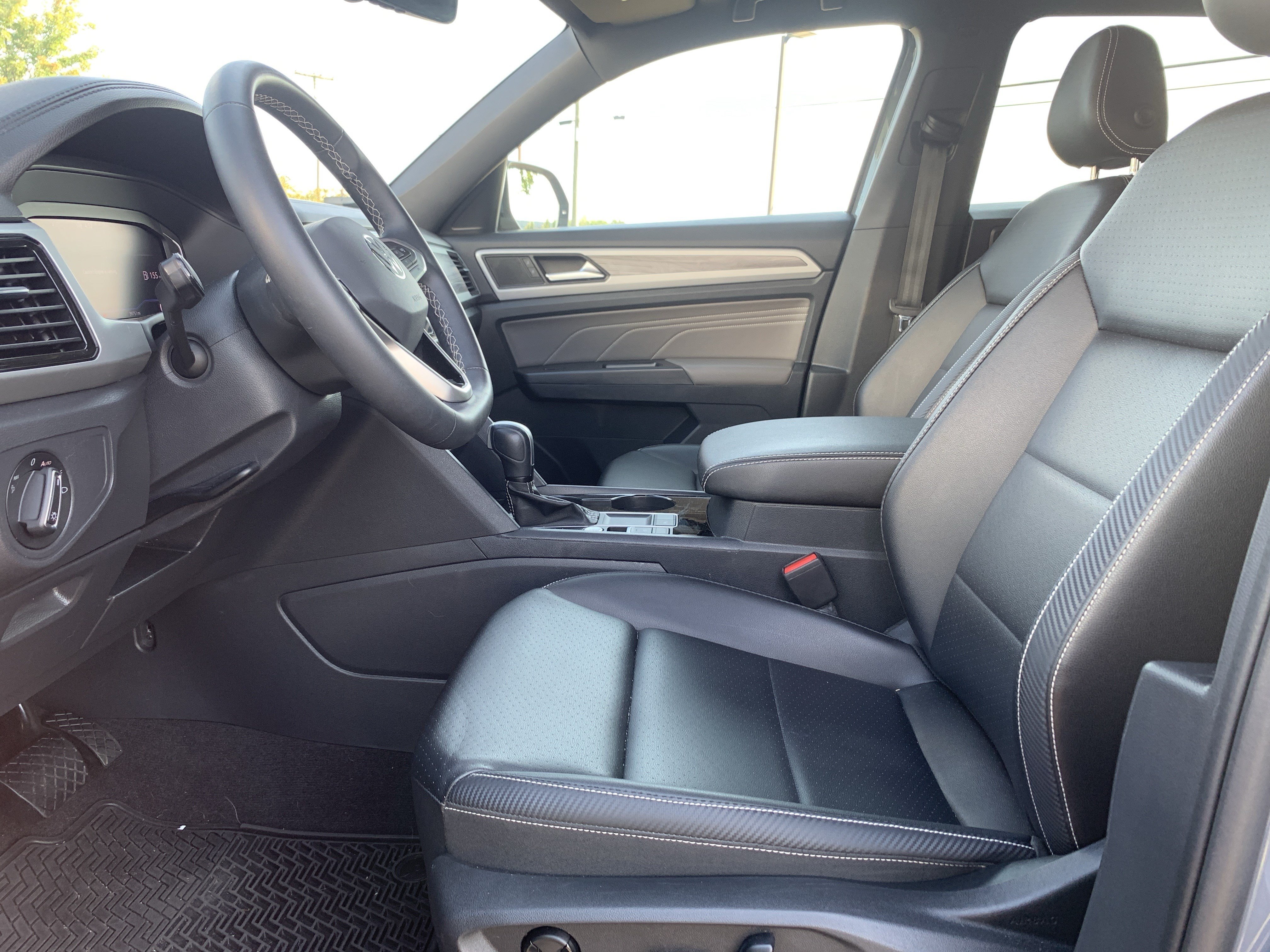 Used 2023 Volkswagen Atlas Cross Sport SE w/ Black Wheel Package FWD image 16