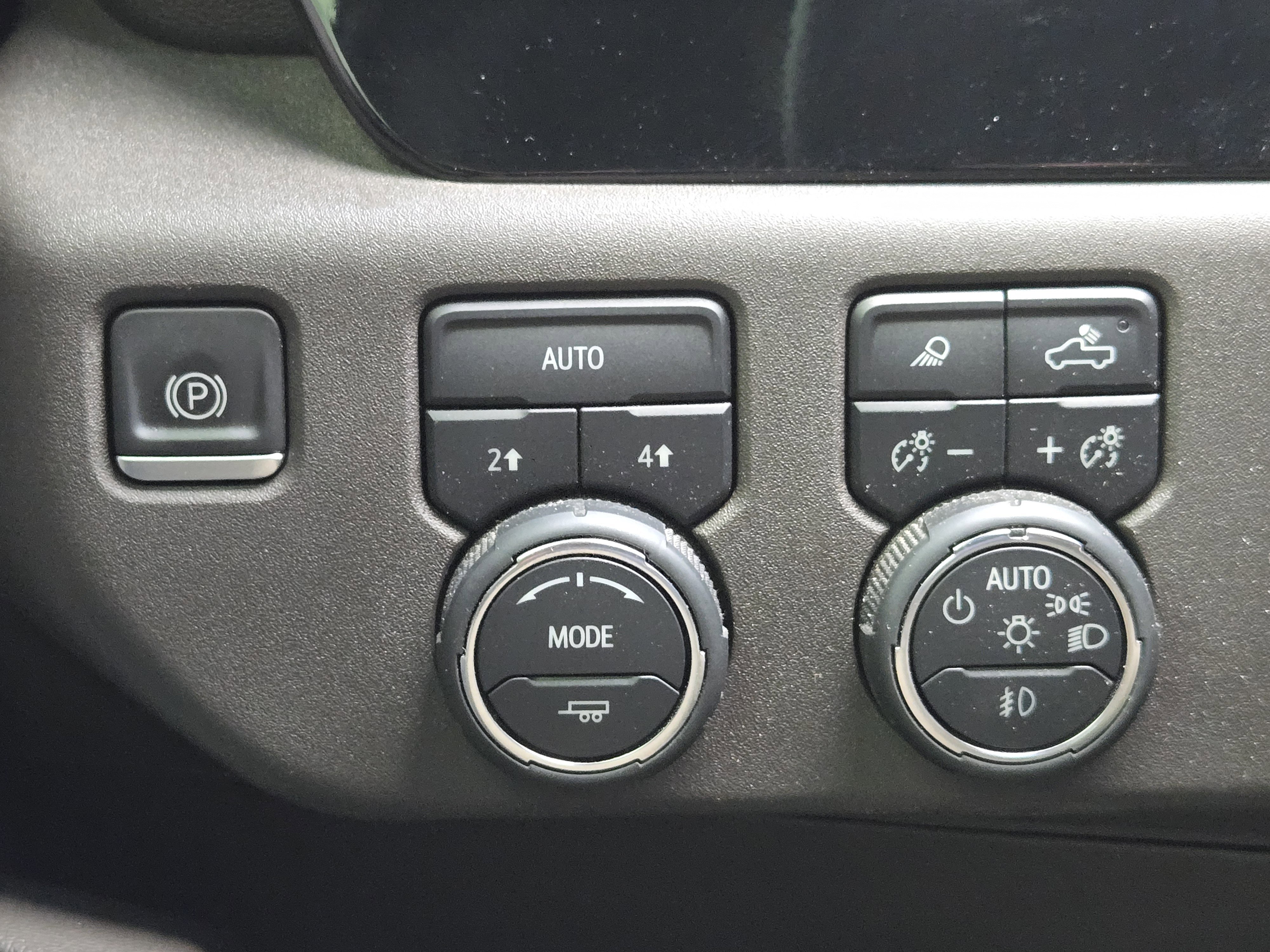 Used 2022 Chevrolet Silverado 1500 LTZ image 26