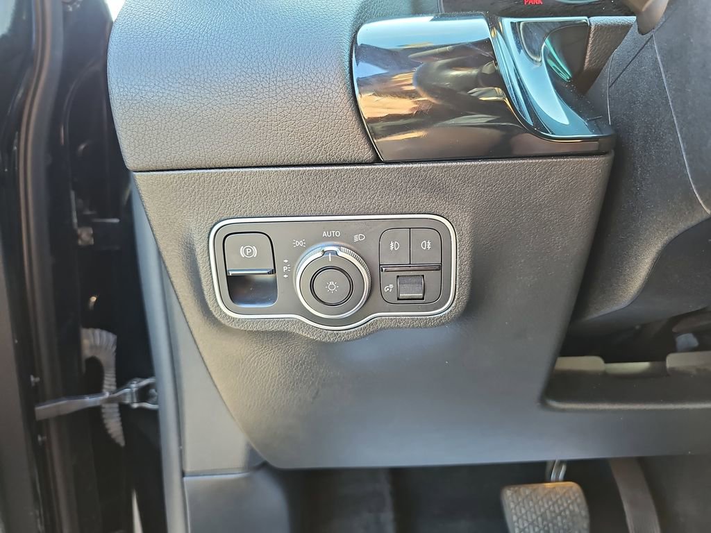 Used 2022 Mercedes-Benz GLA 250 image 29