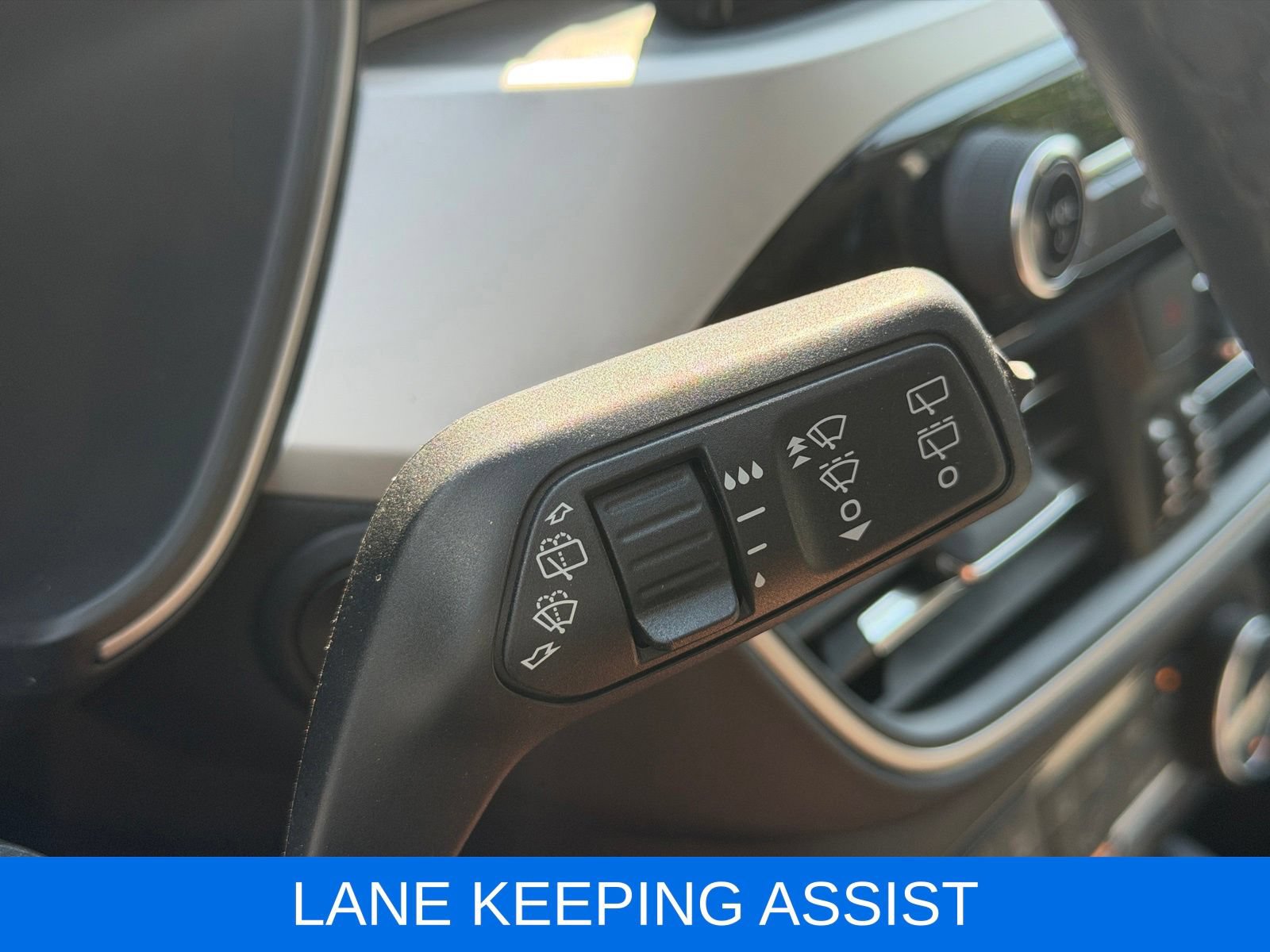 Used 2022 Ford Escape SE AWD/4WD image 17