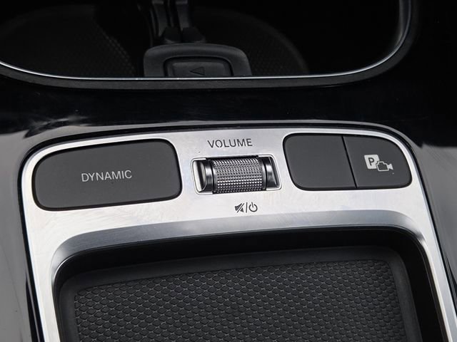 Used 2025 Mercedes-Benz CLA 250 4MATIC image 7