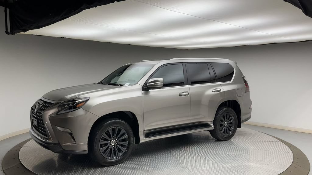 Used 2023 Lexus GX 460 Premium w/ Accessory Package AWD/4WD image 6