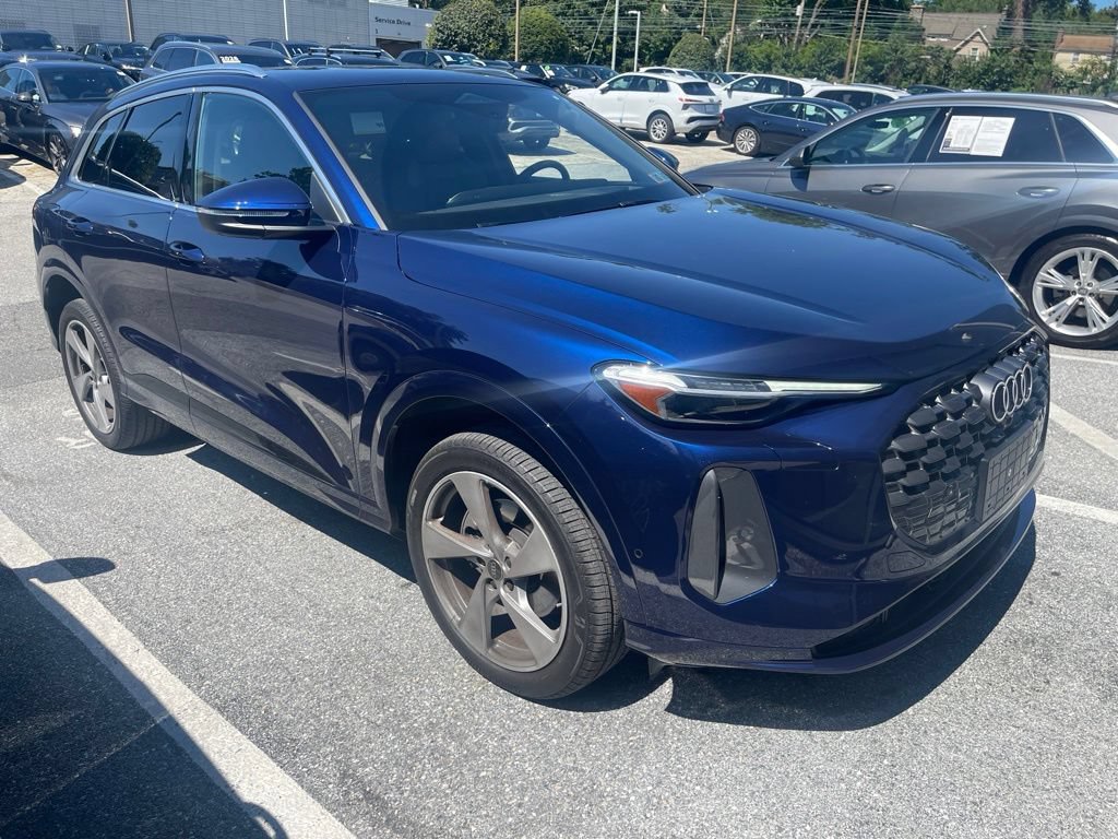 Used 2025 Audi Q5 Premium Plus w/ Premium Plus AWD/4WD image 6