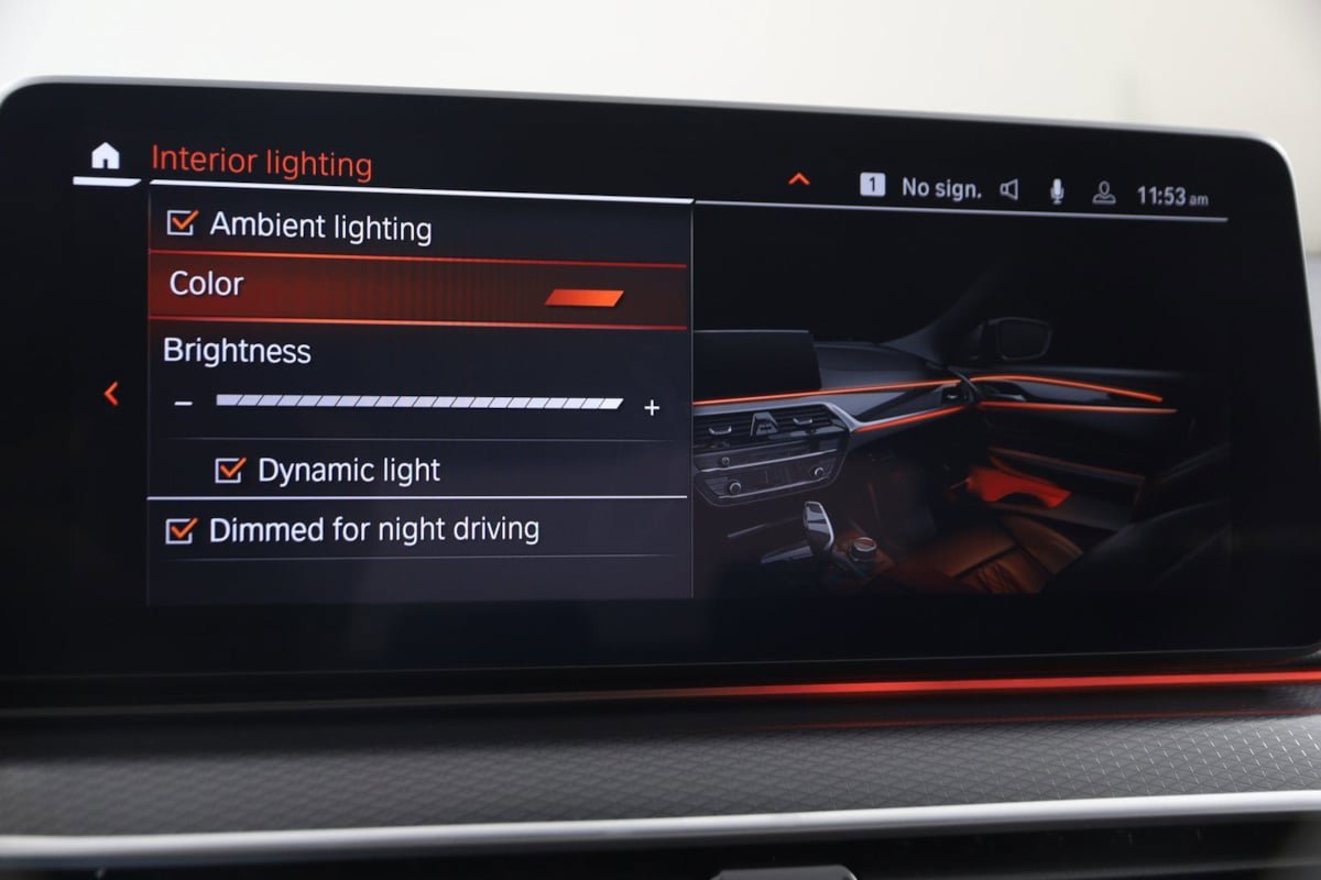 Used 2023 BMW M550i xDrive image 42