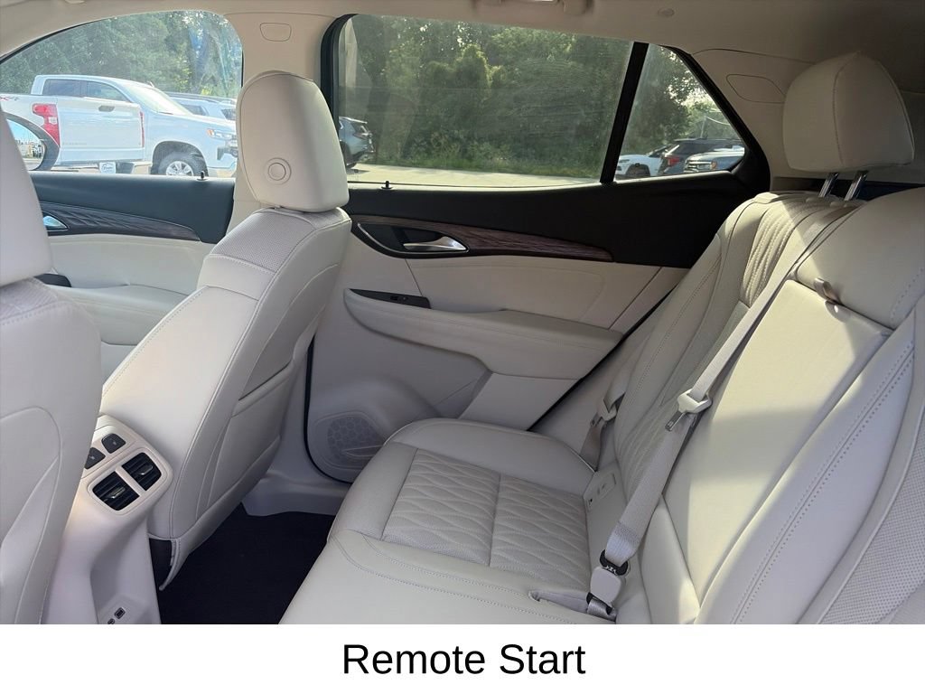 Used 2023 Buick Envision Avenir FWD image 11