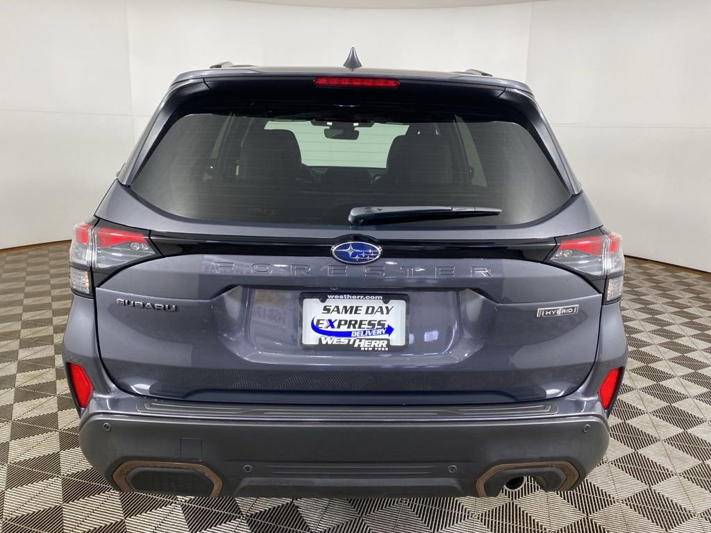 Used 2025 Subaru Forester Sport image 7
