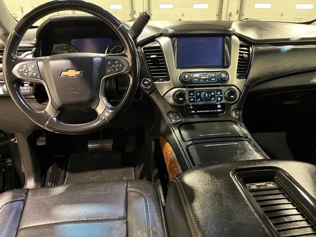 Used 2018 Chevrolet Suburban Premier image 16