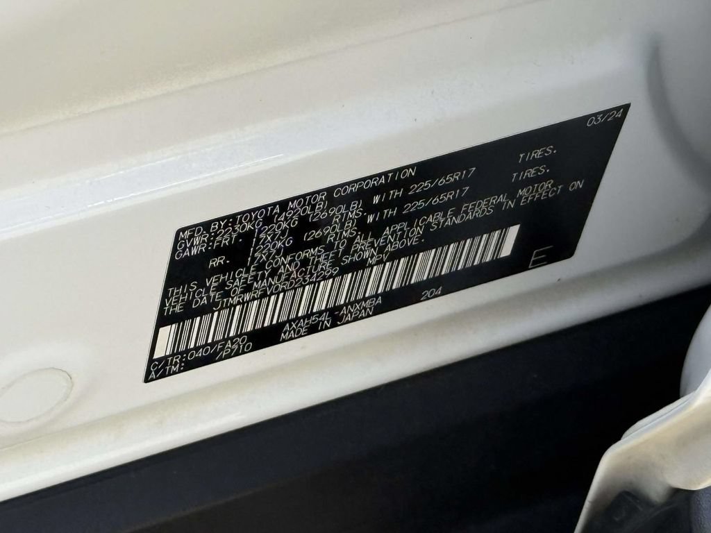 Used 2024 Toyota RAV4 XLE w/ Convenience Package AWD/4WD image 32
