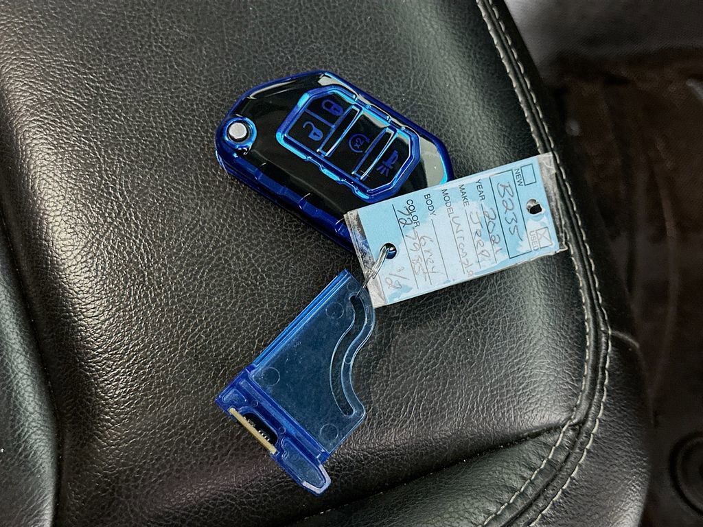 Used 2021 Jeep Wrangler Unlimited Sahara image 33