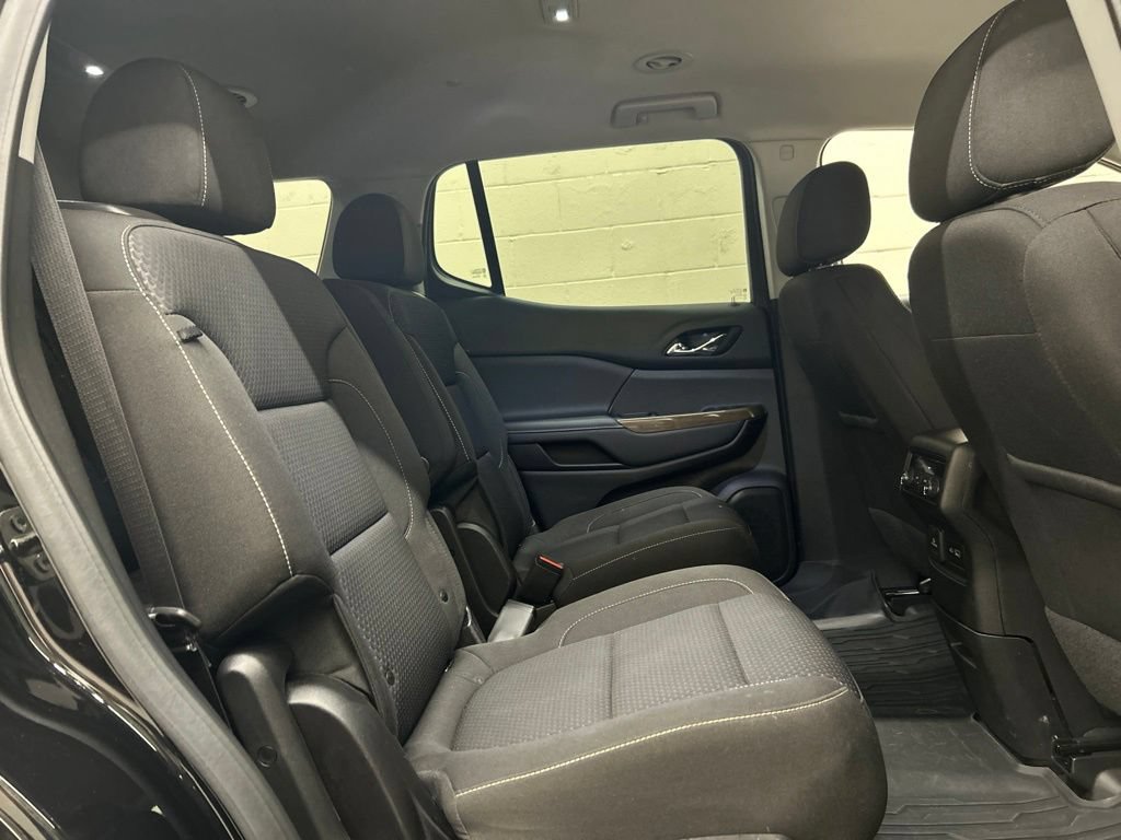 Used 2023 GMC Acadia SLE w/ Driver Convenience Package FWD image 11