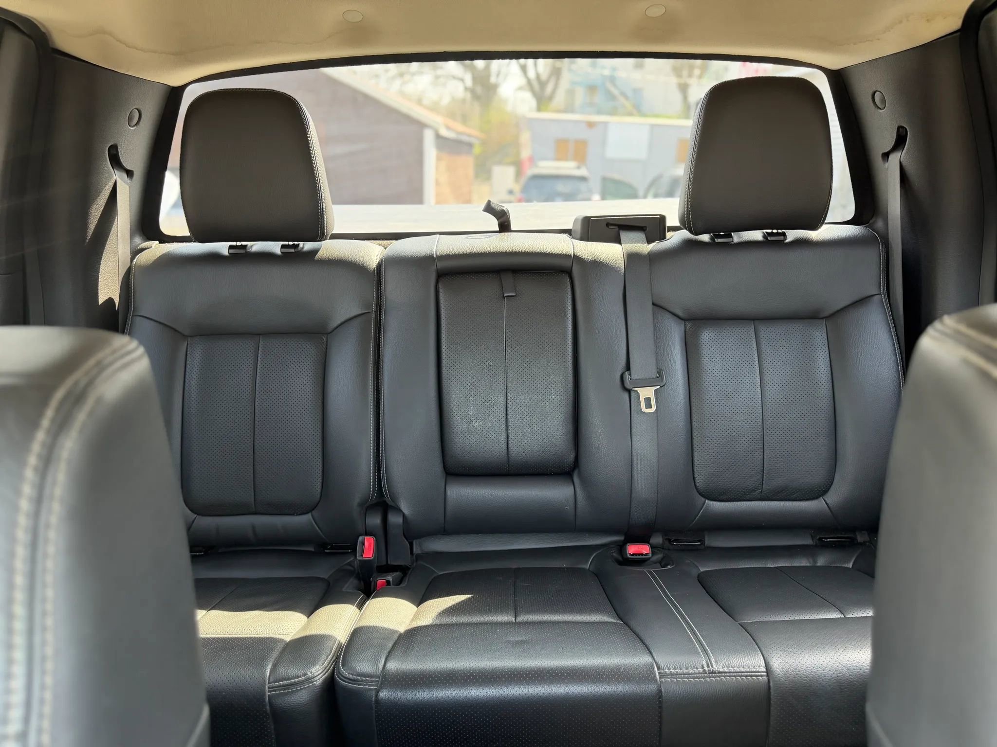 Used 2010 Ford F150 Lariat image 32