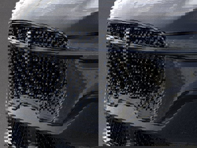 New 2025 Lincoln Nautilus Premier w/ Equipment Group 102A image 17