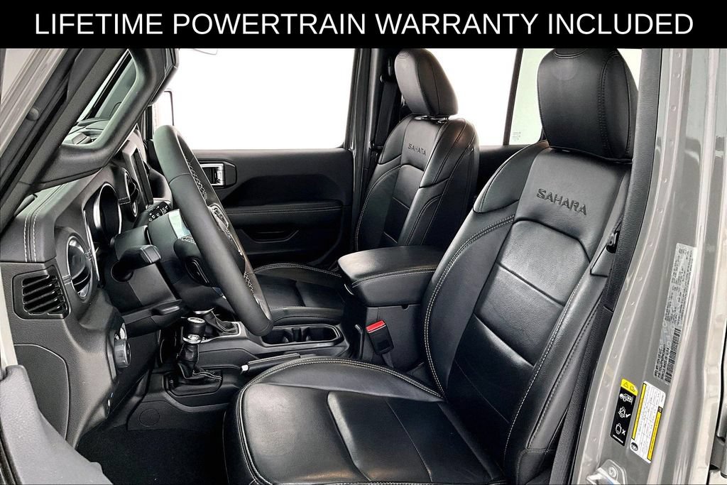 Used 2023 Jeep Wrangler Unlimited Sahara AWD/4WD image 34