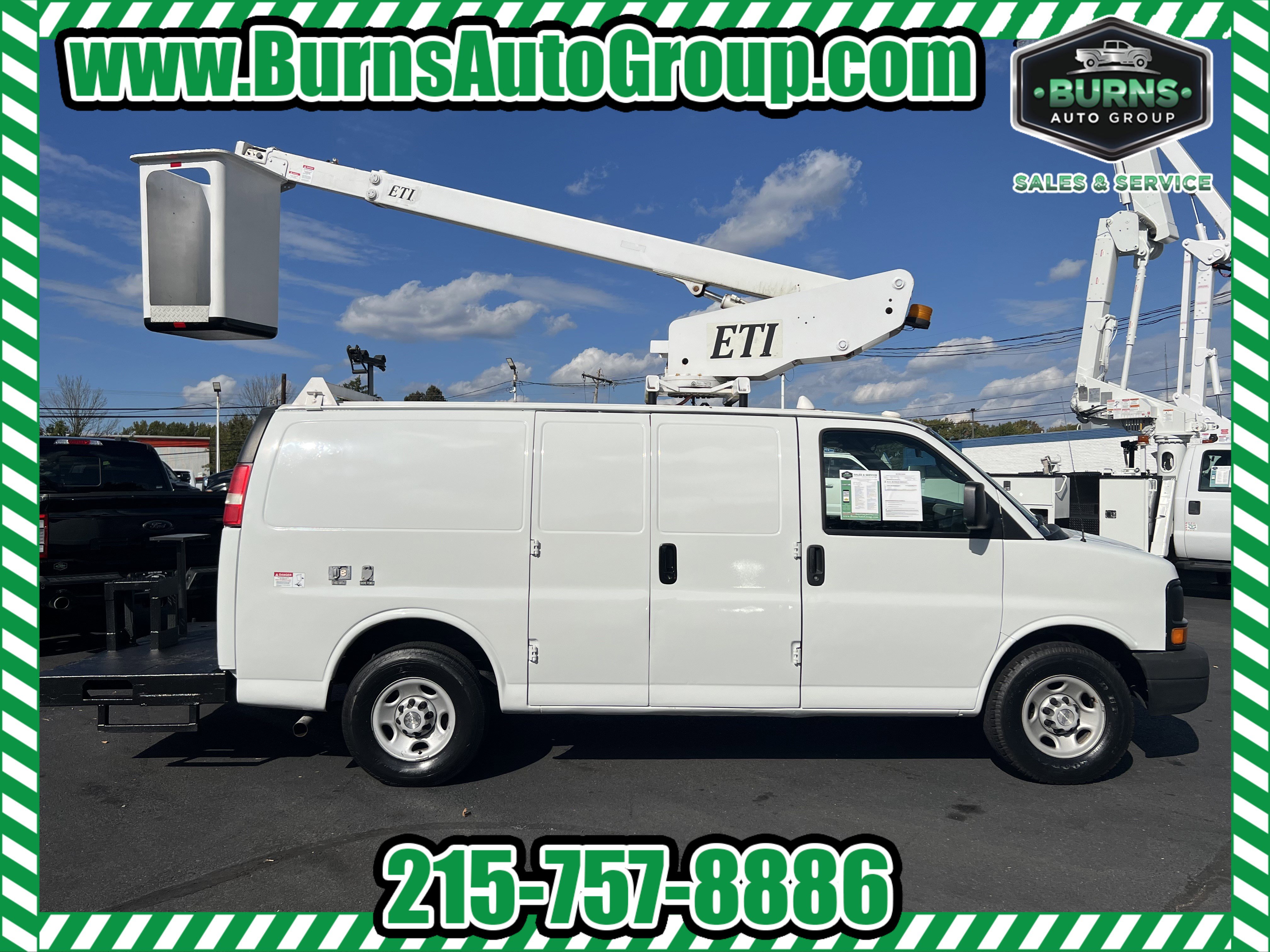 Used 2009 Chevrolet Express 3500 image 1