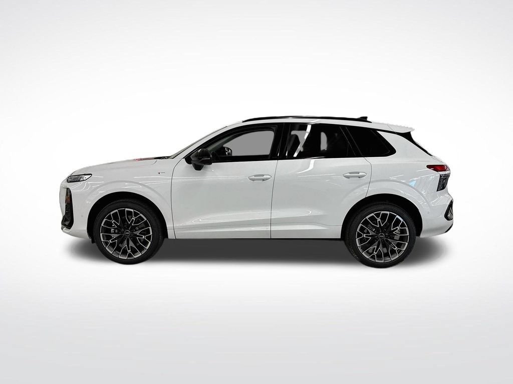 New 2026 Audi Q3 quattro 2.0T AWD/4WD image 2