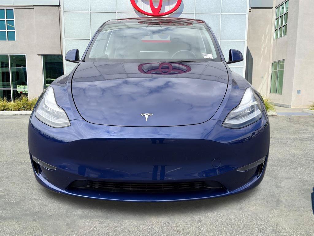 Used 2023 Tesla Model Y Long Range AWD/4WD image 3