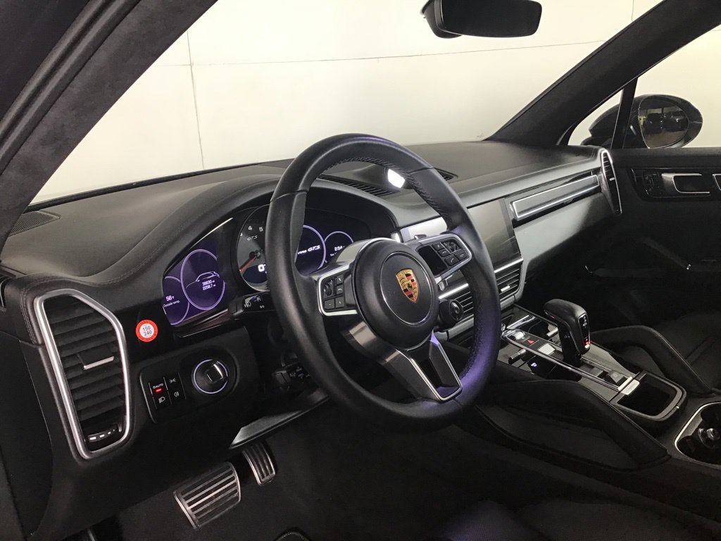 Certified 2021 Porsche Cayenne GTS AWD/4WD image 4