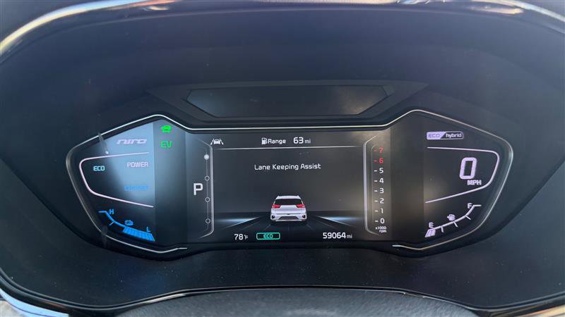 Used 2020 Kia Niro Touring FWD image 16