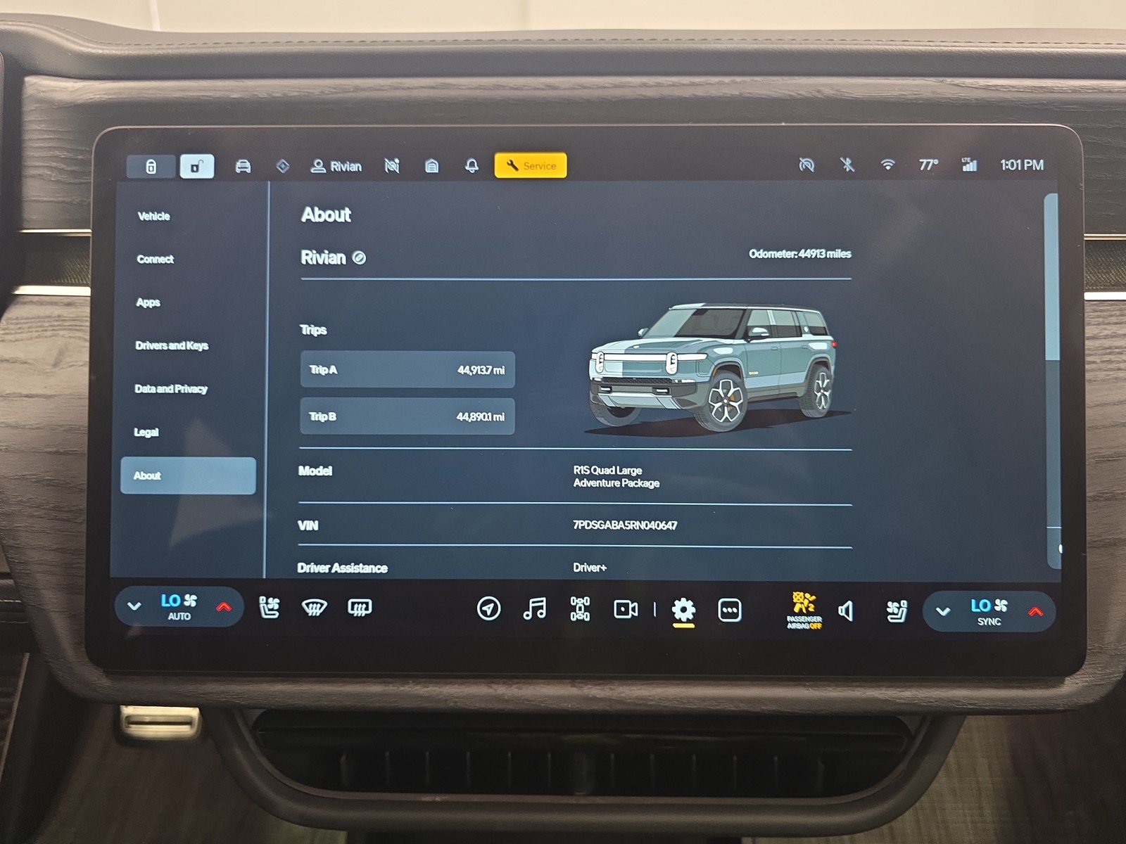 Used 2024 Rivian R1S Adventure AWD/4WD image 29
