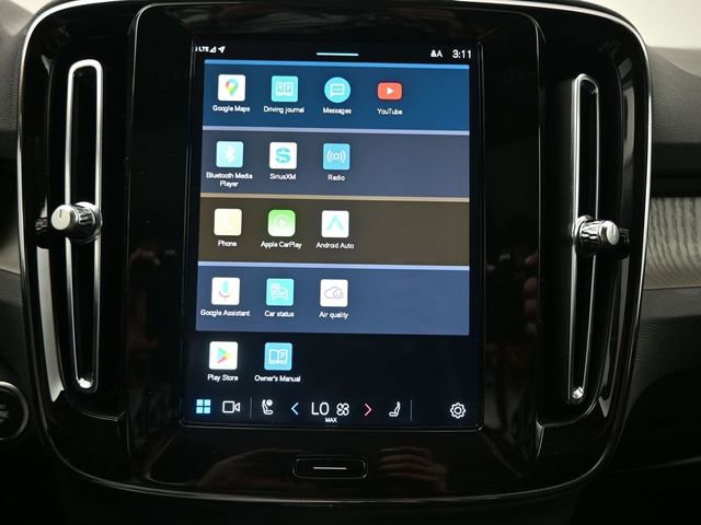 Used 2024 Volvo XC40 B5 Plus w/ Protection Package Premier image 15