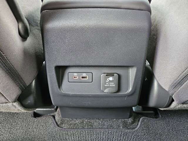 Used 2022 Nissan Frontier SV image 11